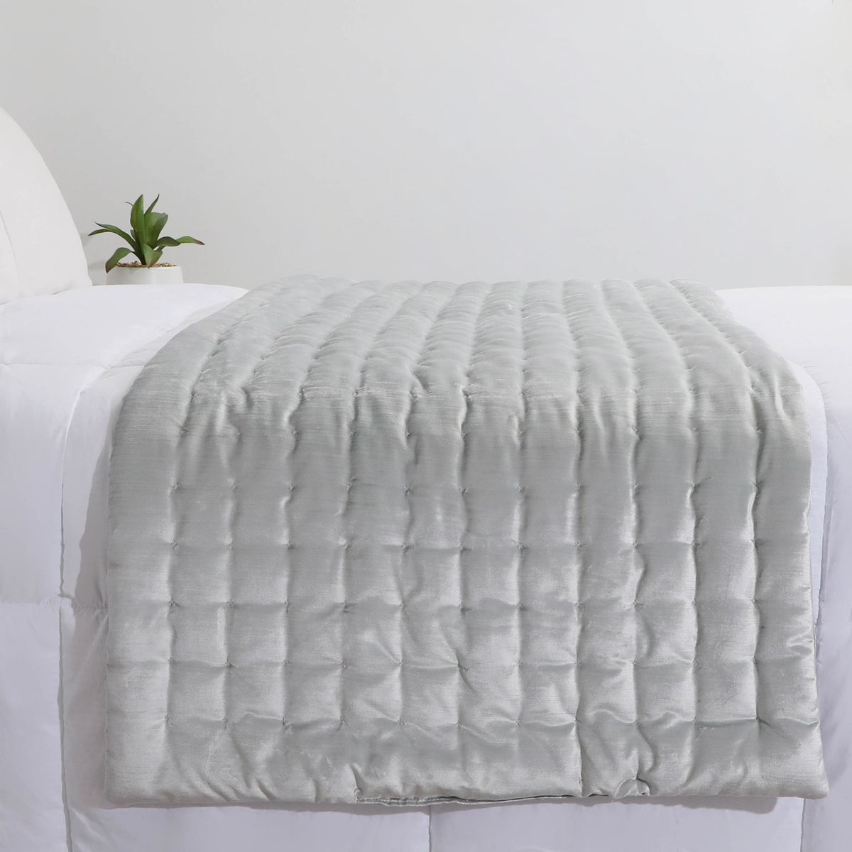 BASEMENT HOME - Piecera Artic Velvet Basement Home