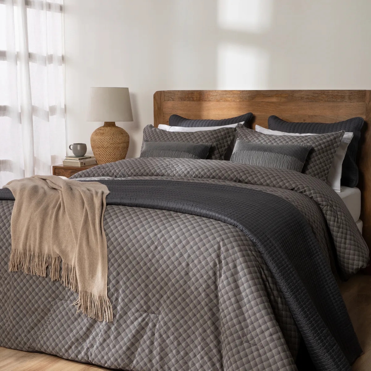 BASEMENT HOME - Edredón Estampado Basement Home