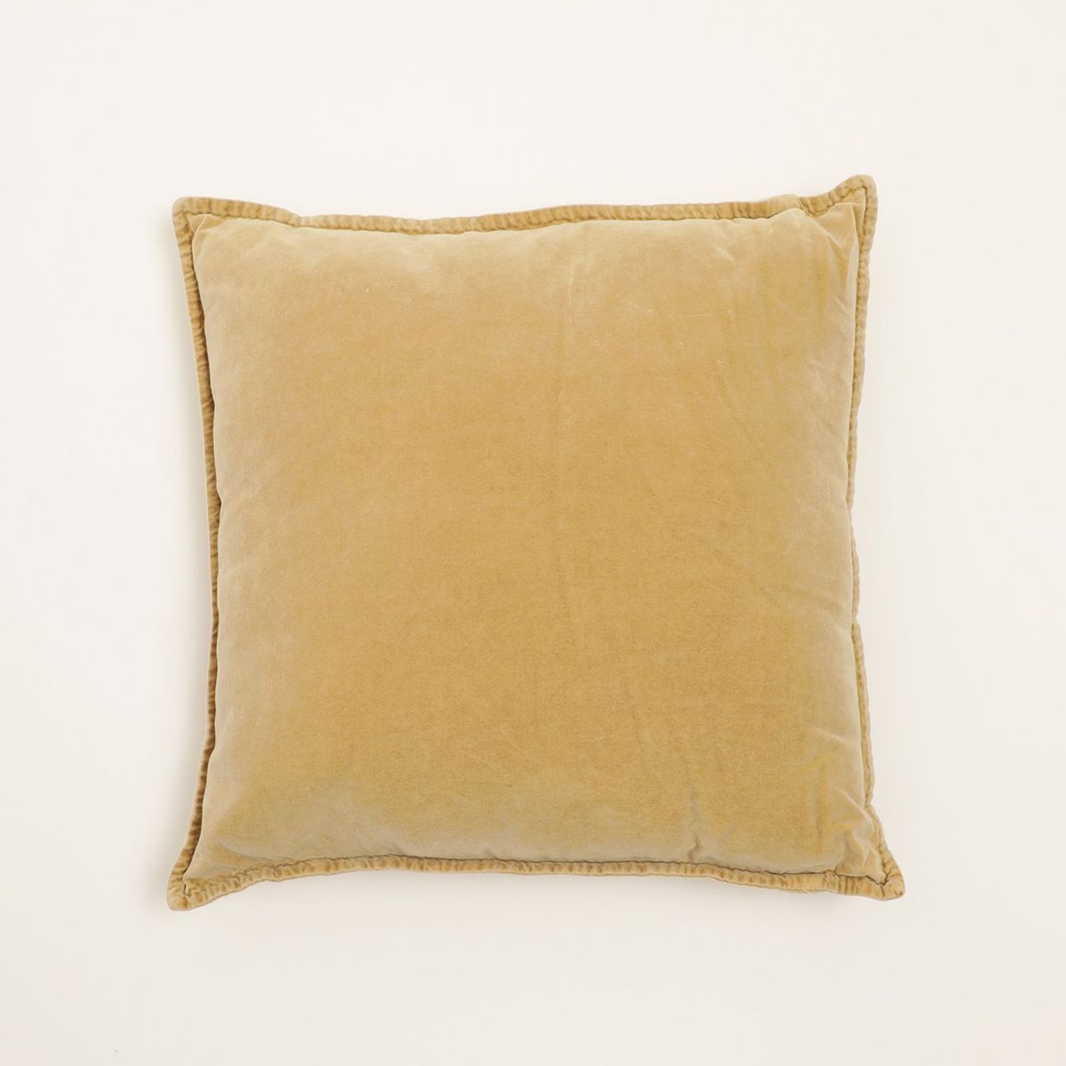 BASEMENT HOME - Cojín Wash Velvet Basement Home