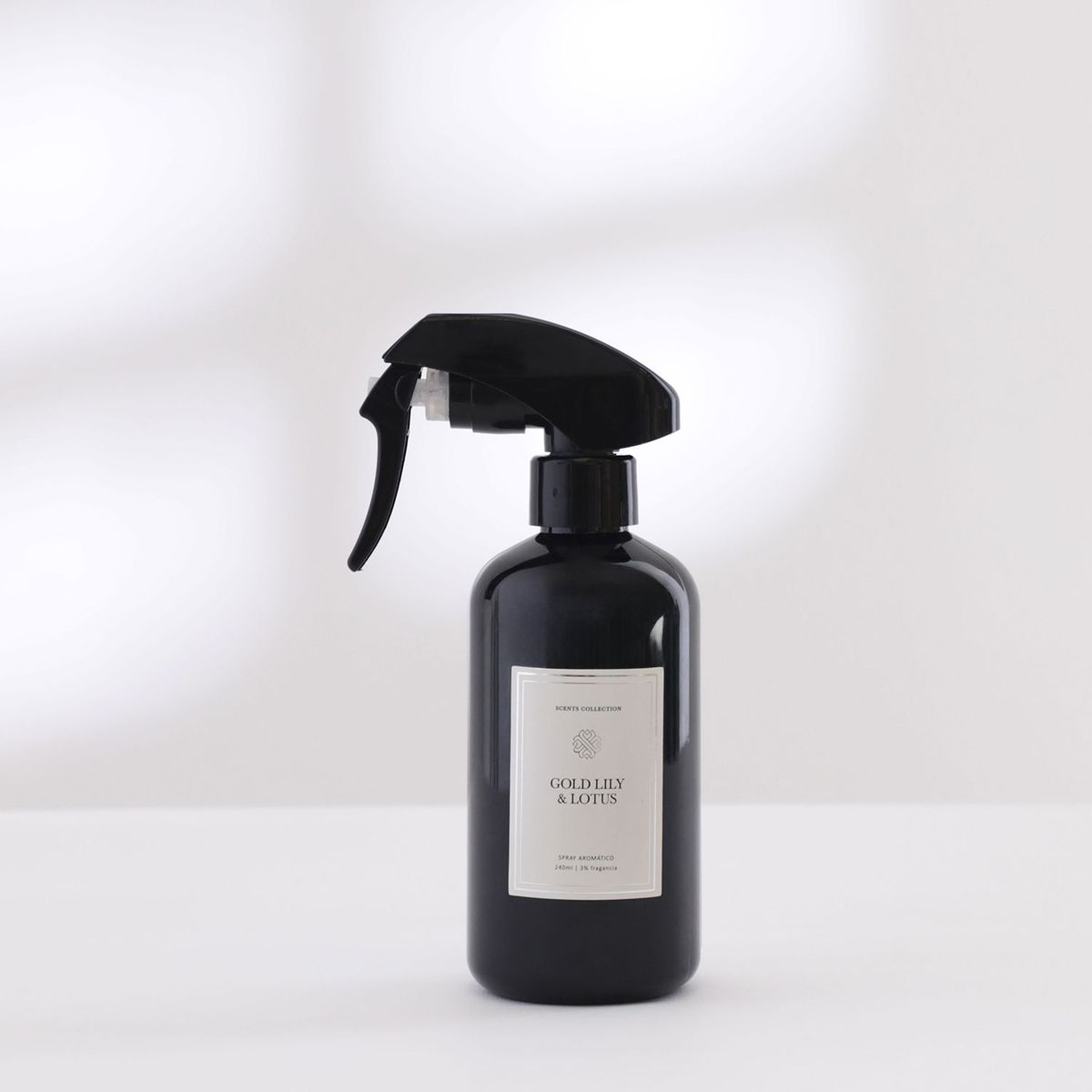 BASEMENT HOME - Ambientador Aromático Lirio y Flor de Loto 