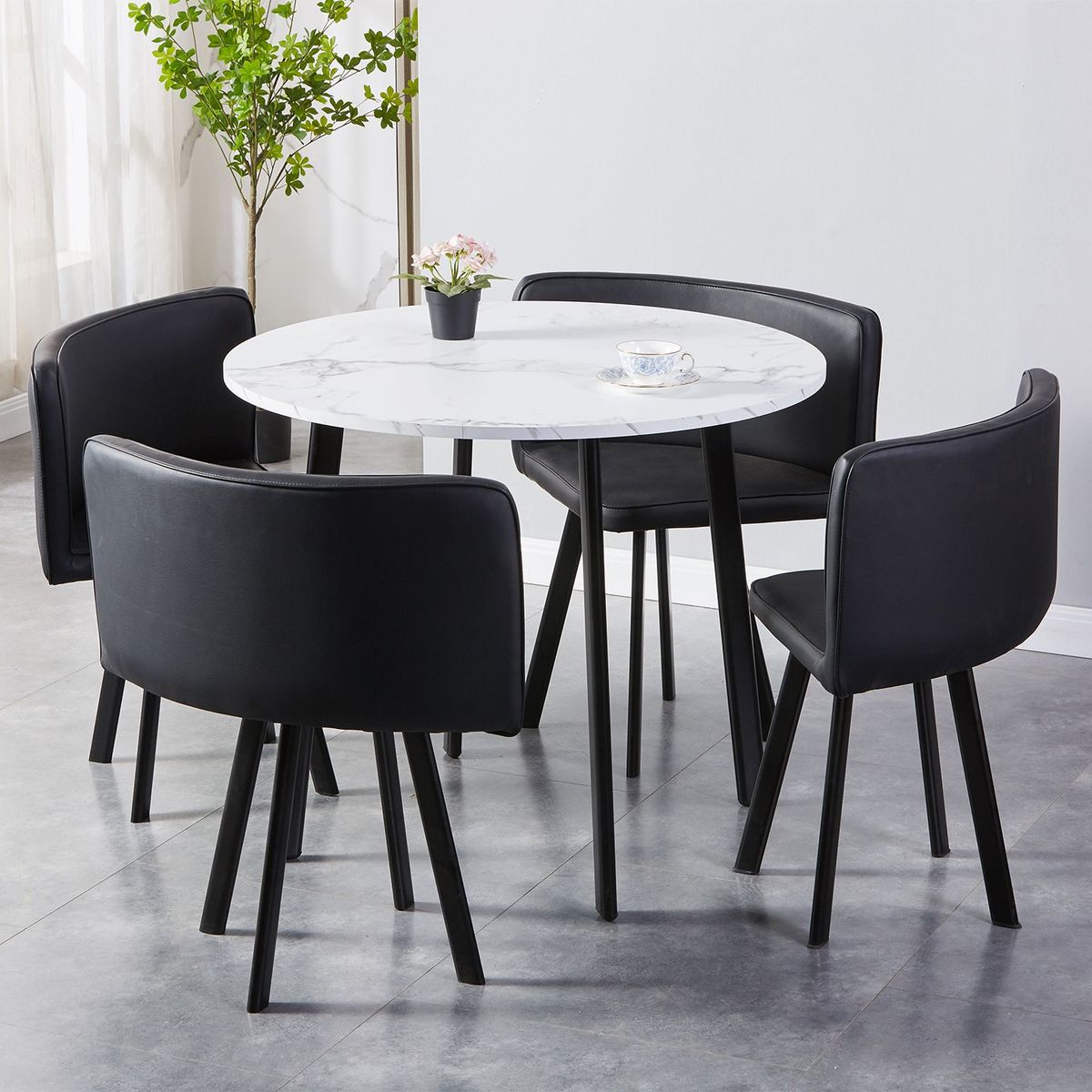 MICA - Juego de Comedor 4 Sillas María