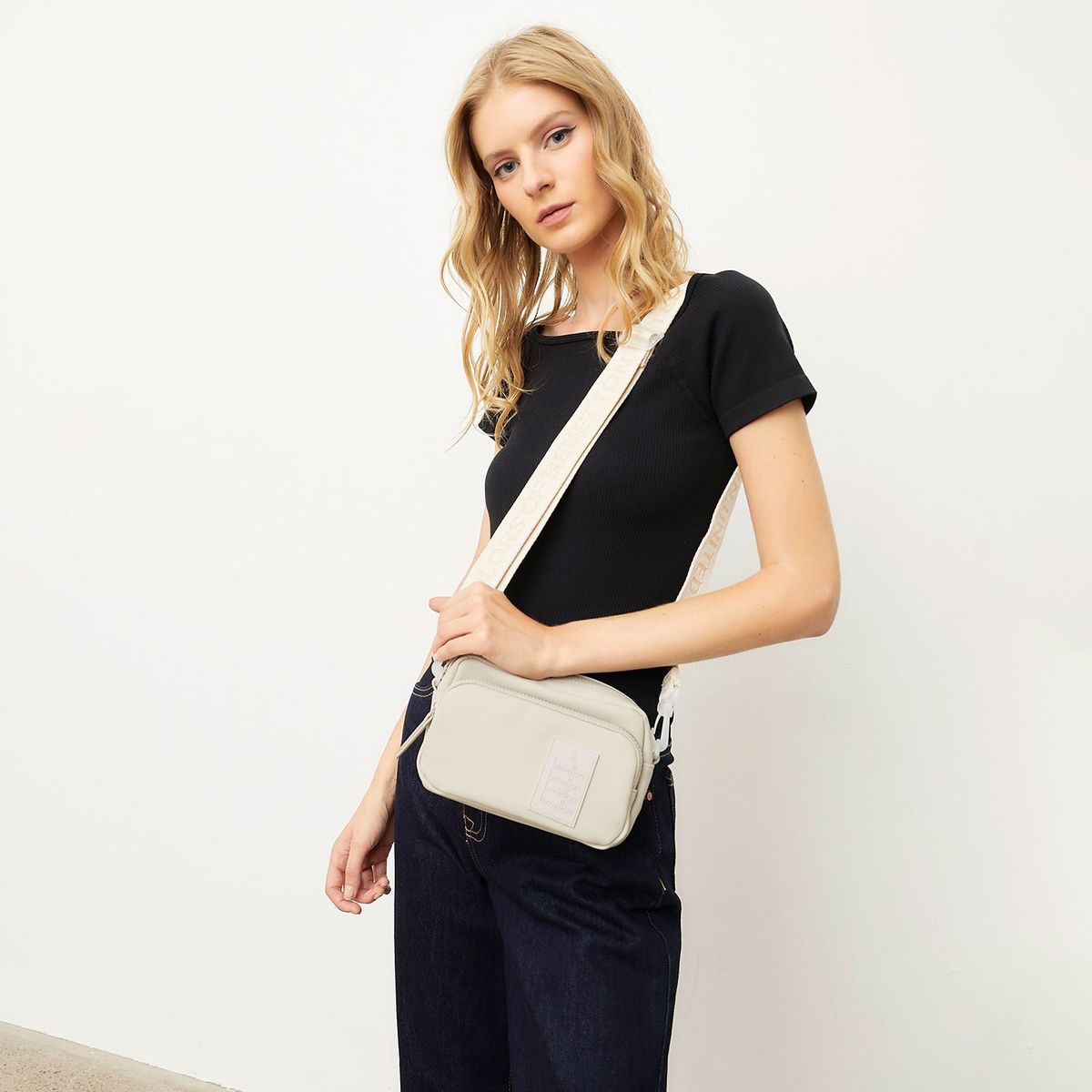 BENETTON - Crossbody Mujer Benetton  