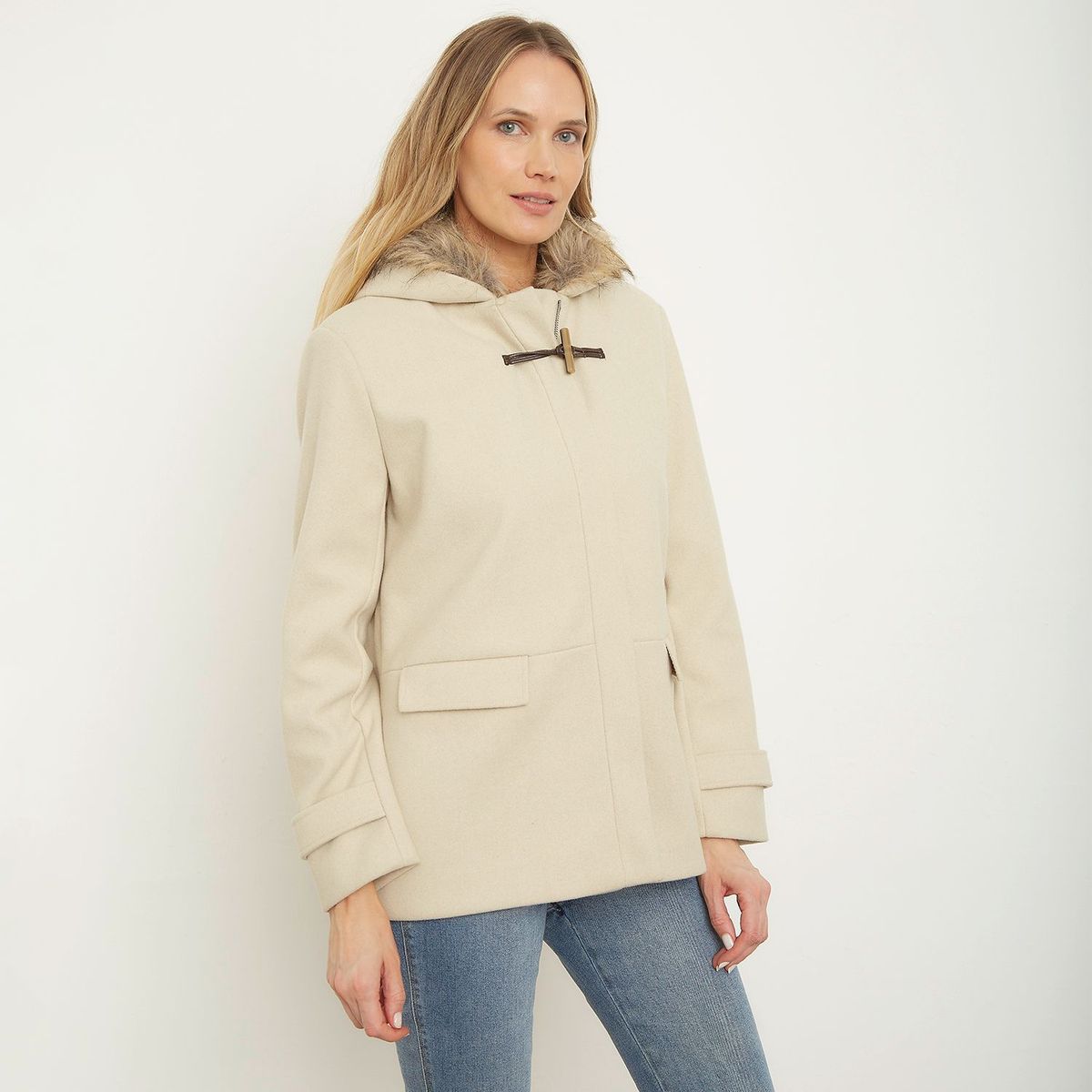 UNIVERSITY CLUB - Abrigo Mujer University Club