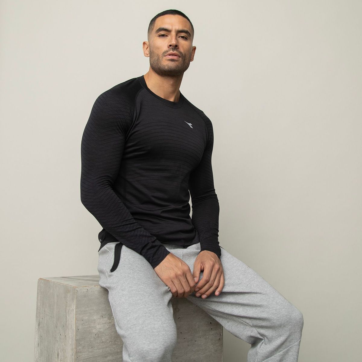 DIADORA - Polo Deportivo Manga Larga Hombre Diadora