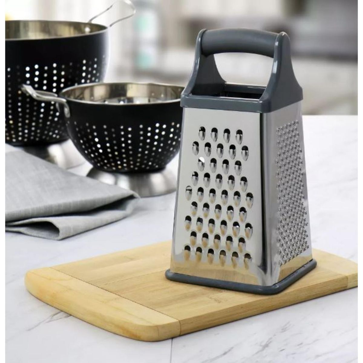 OSTER - Rallador 4 Lados