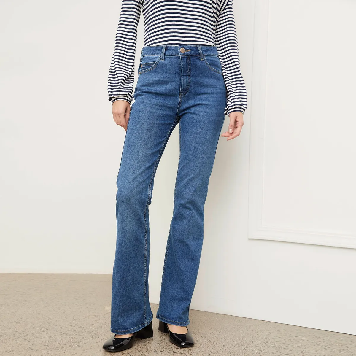 BASEMENT - Jean Flare Tiro Medio Mujer Basement