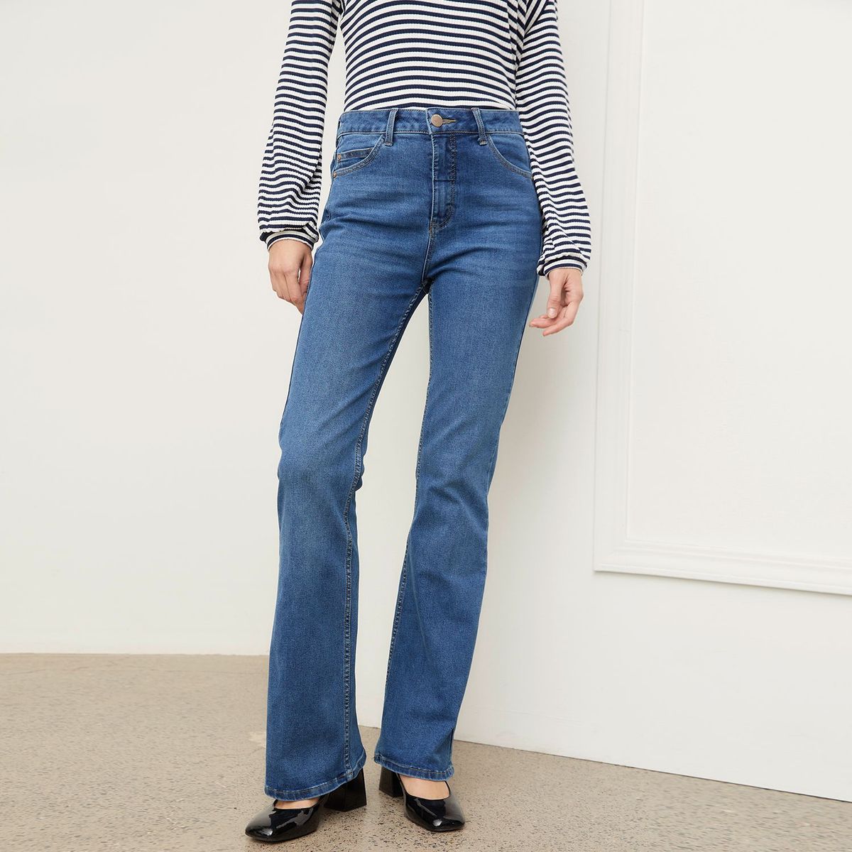 BASEMENT - Jean Flare Tiro Medio Mujer Basement