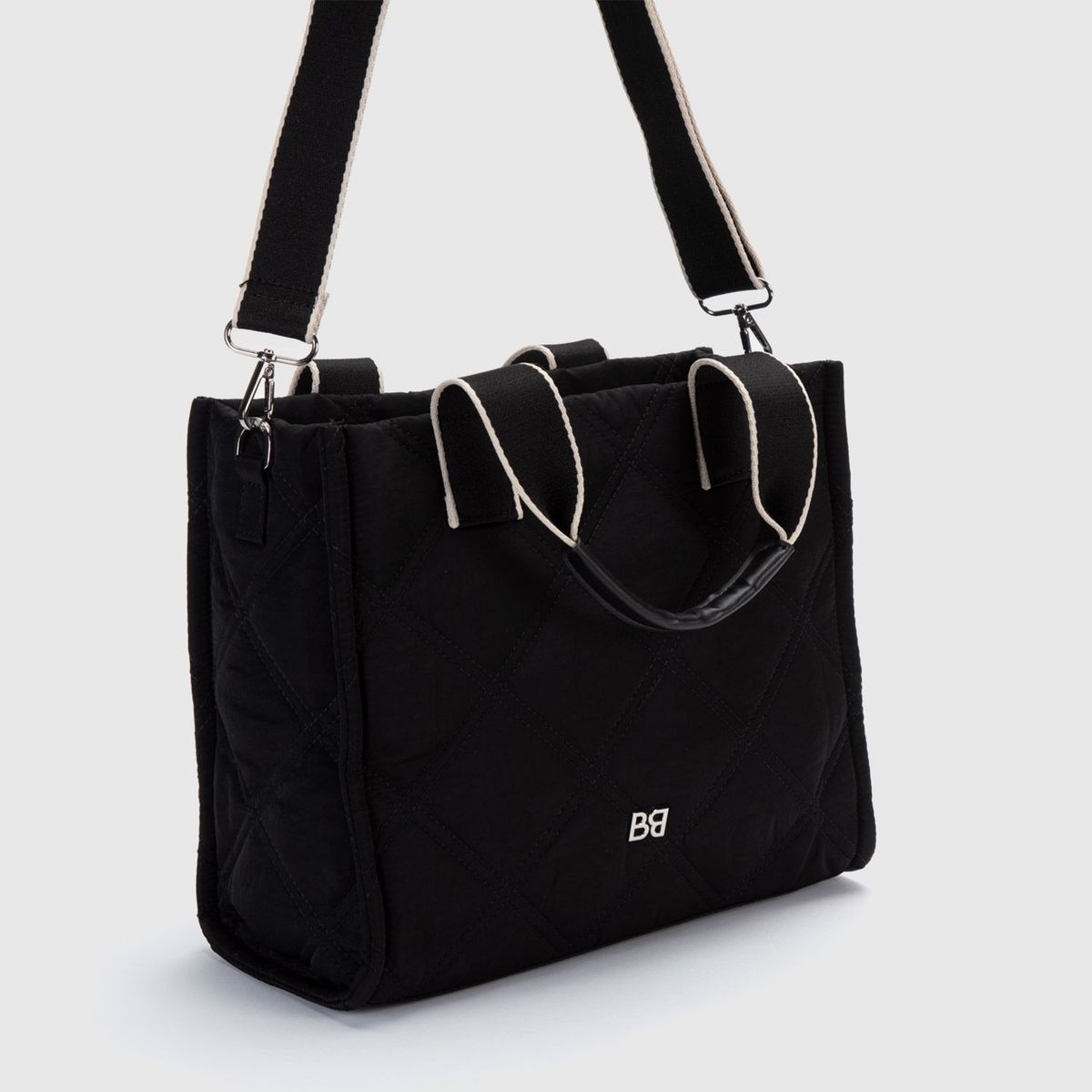 BASEMENT - Tote Basement