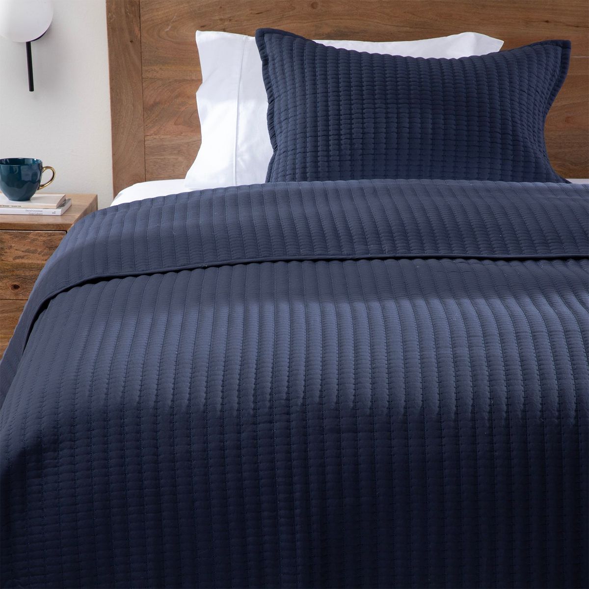 BASEMENT HOME - Cubrecama Liso Rod Basement Home