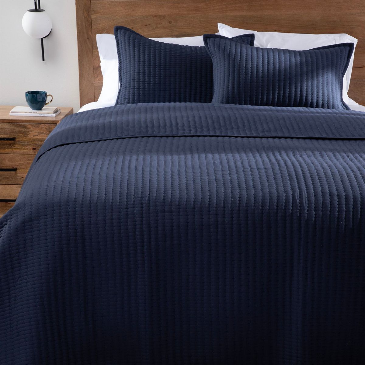 BASEMENT HOME - Cubrecama Liso Rod Basement Home