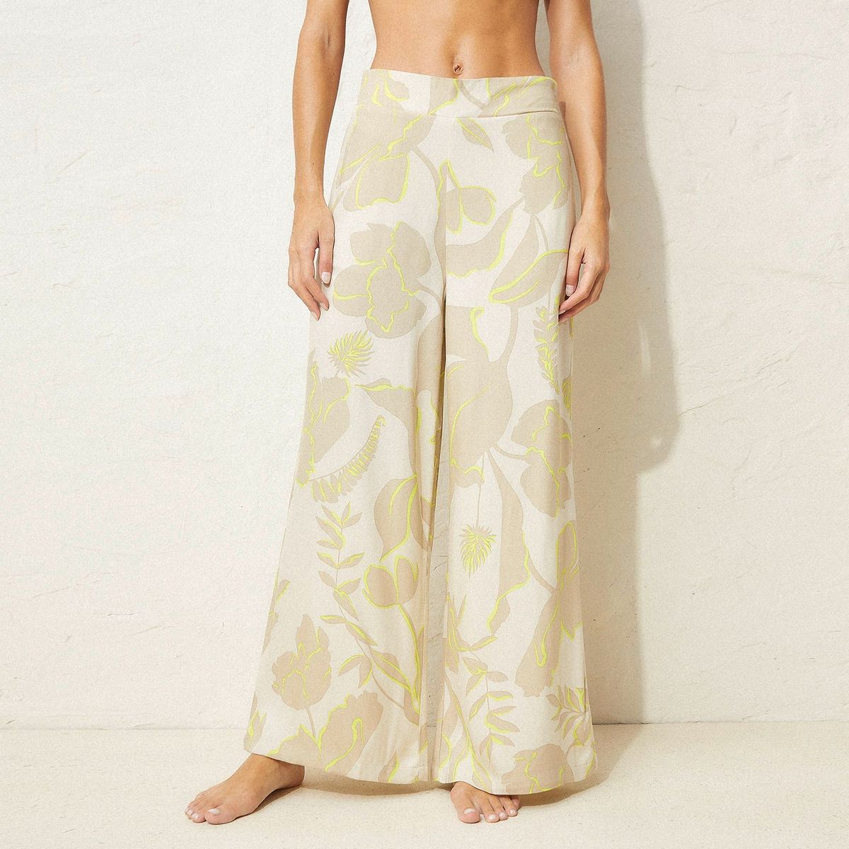 BASEMENT - Salida De Baño Mujer Basement