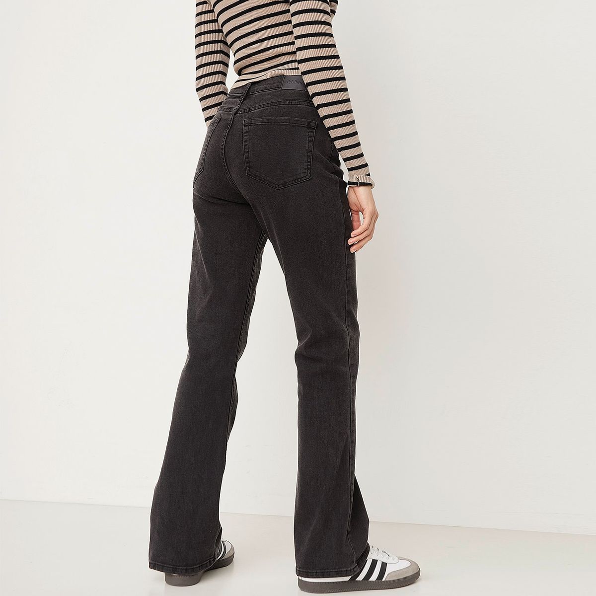 SYBILLA - Jean Straight Tiro Medio Mujer Sybilla.