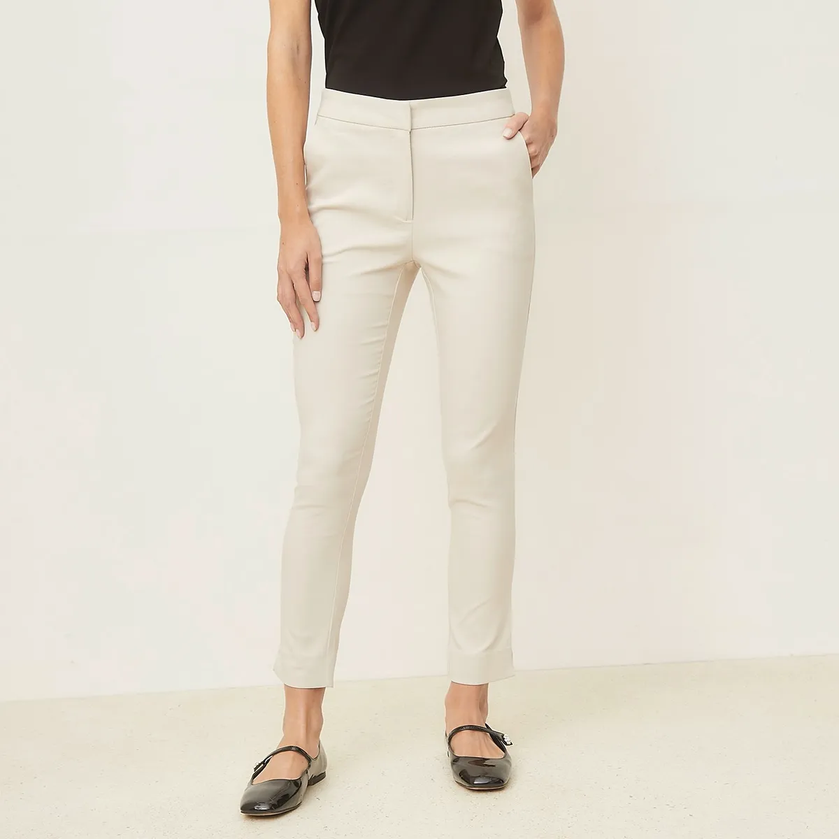 BASEMENT - Pantalon Straight Tiro Alto Mujer Basement