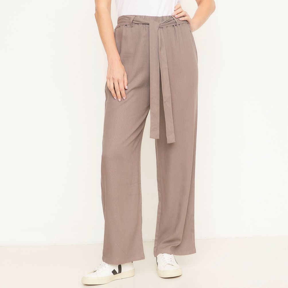 Encuentra todo el catálogo de pantalones mujer en Falabella.com a precios de oferta. 