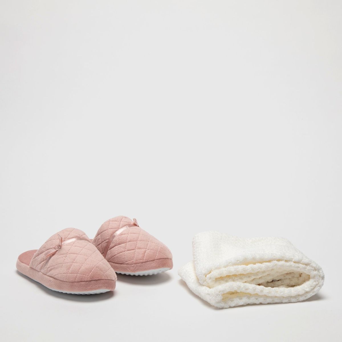 STEFANO COCCI - Pantuflas Stefano Cocci Acolchadas Con Lazo Para Mujer