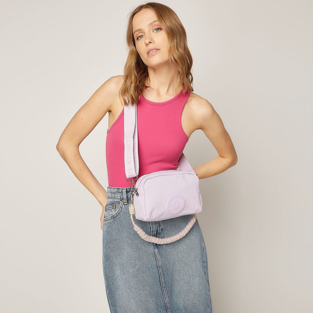 BENETTON - Cartera Benetton Negra Con Asas Trenzadas