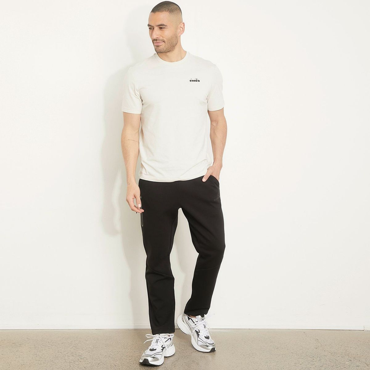 DIADORA - Pantalón de Buzo Regular Algodón Deportivo Diadora