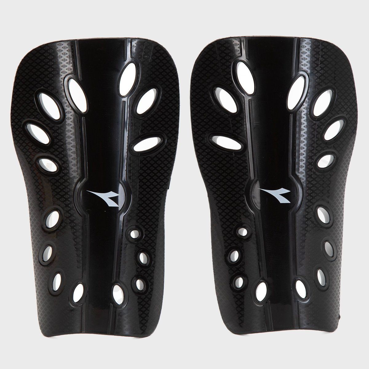 DIADORA - Canilleras Fútbol Diadora