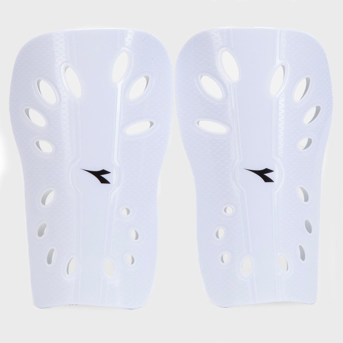 DIADORA - Canilleras Fútbol Diadora