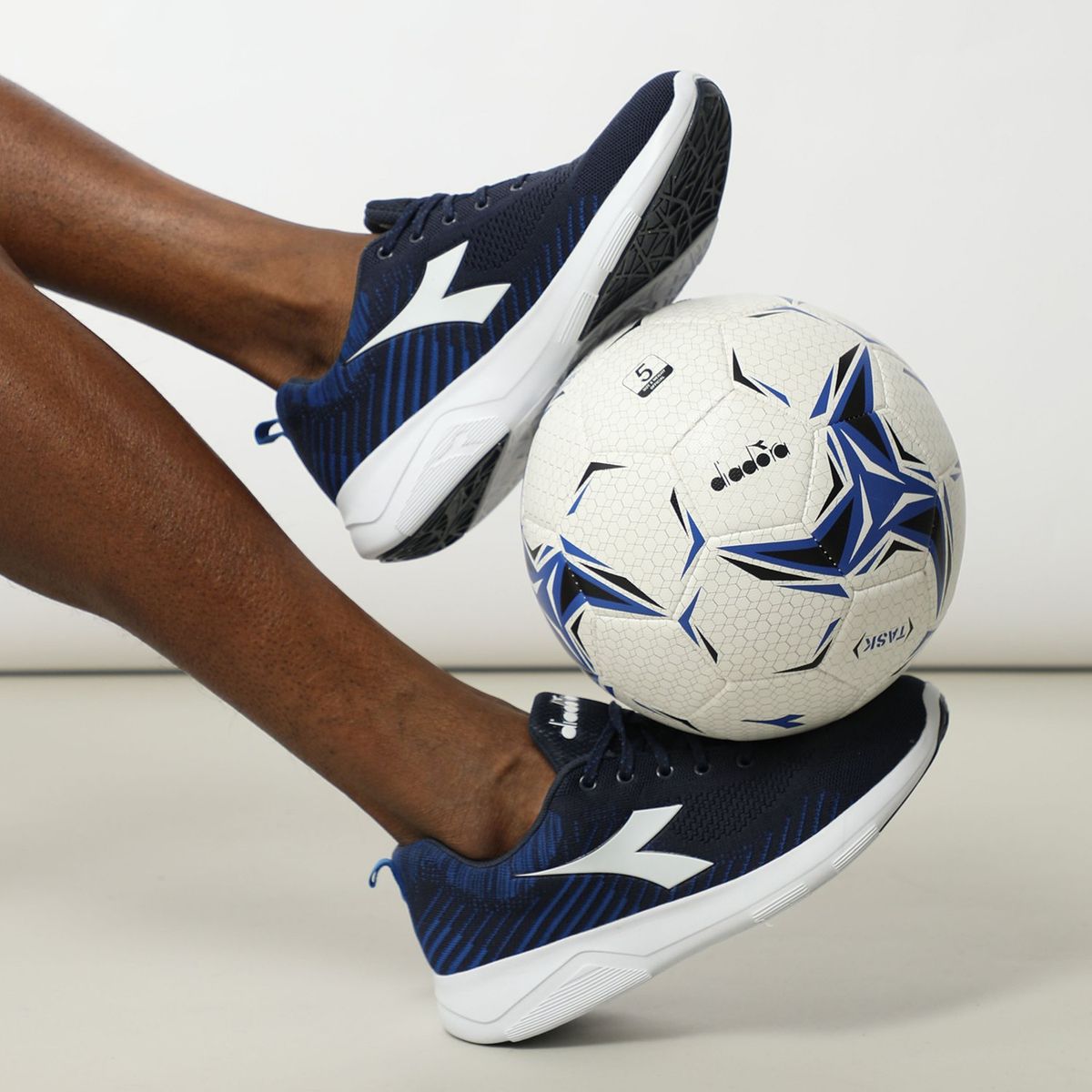 DIADORA - Pelota De Fútbol Talla 5 Diadora