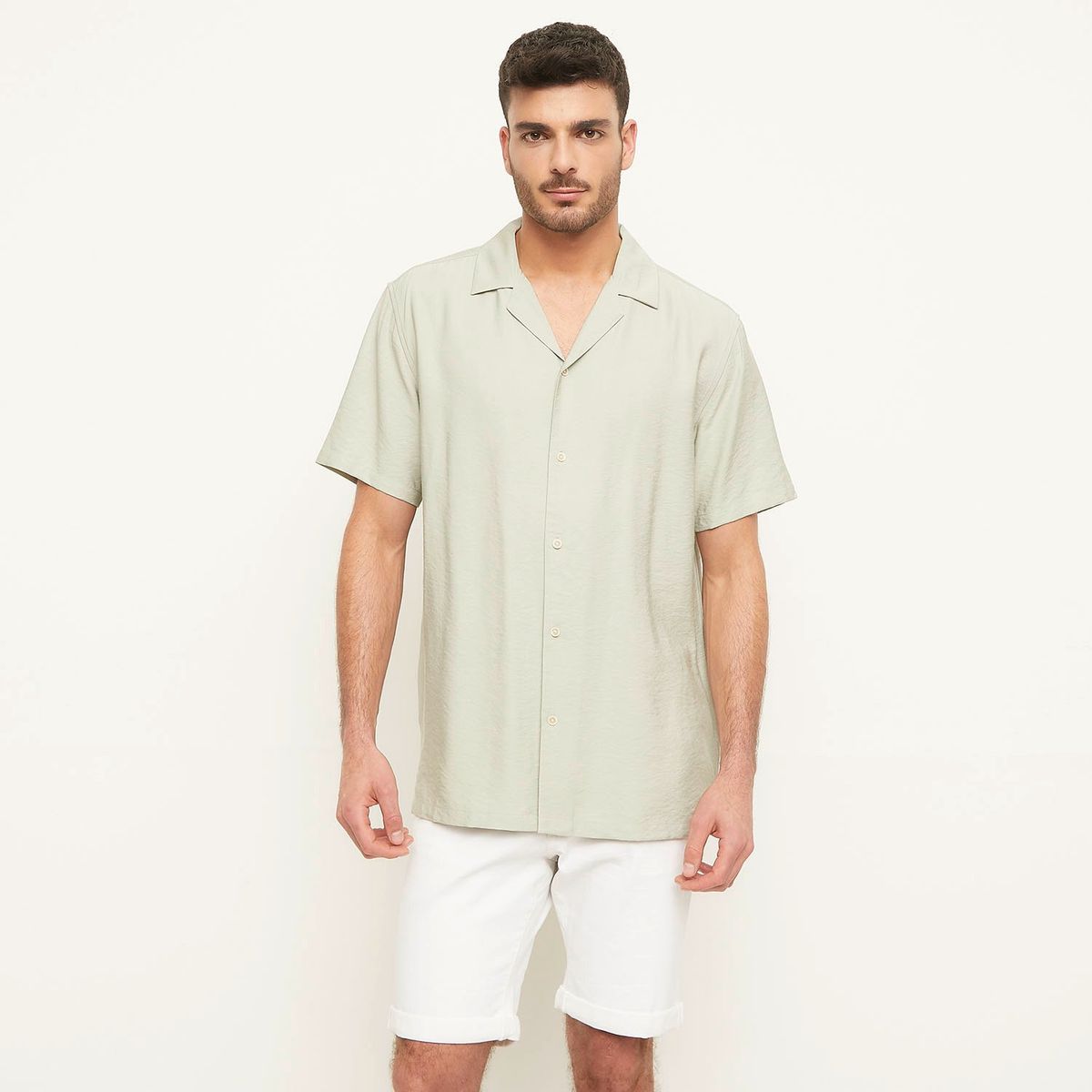 BASEMENT - Camisa Basement Manga Corta Cuello Clásico