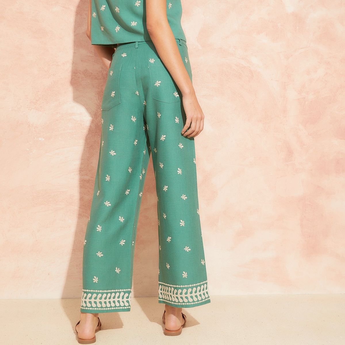 BASEMENT - Pantalón Basement Mujer Tiro Medio 