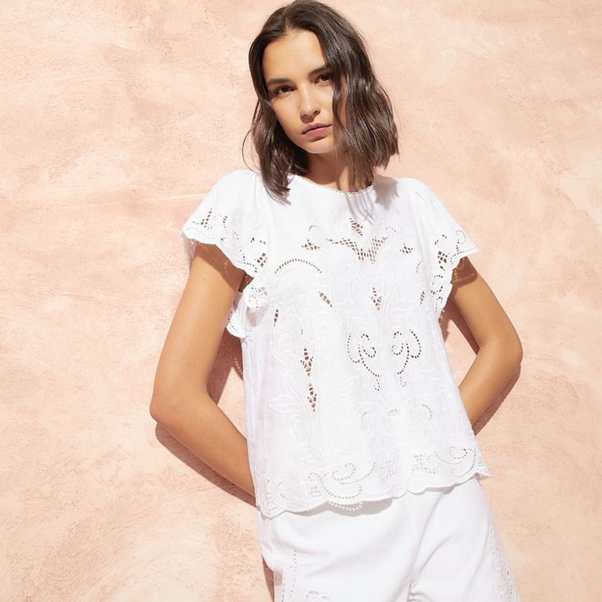 BASEMENT - Blusa Basement Lino Broderie Manga Corta Mujer