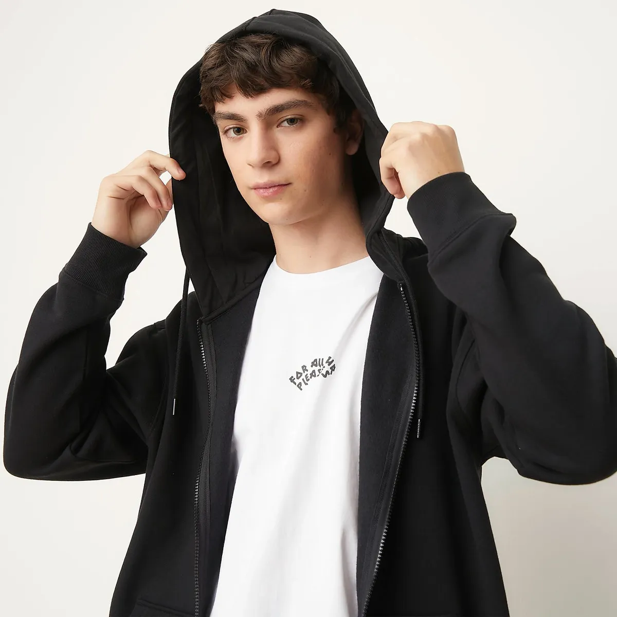 BEARCLIFF - Polera Bearcliff Relaxed Fit Con Gorro Hombre Algodón