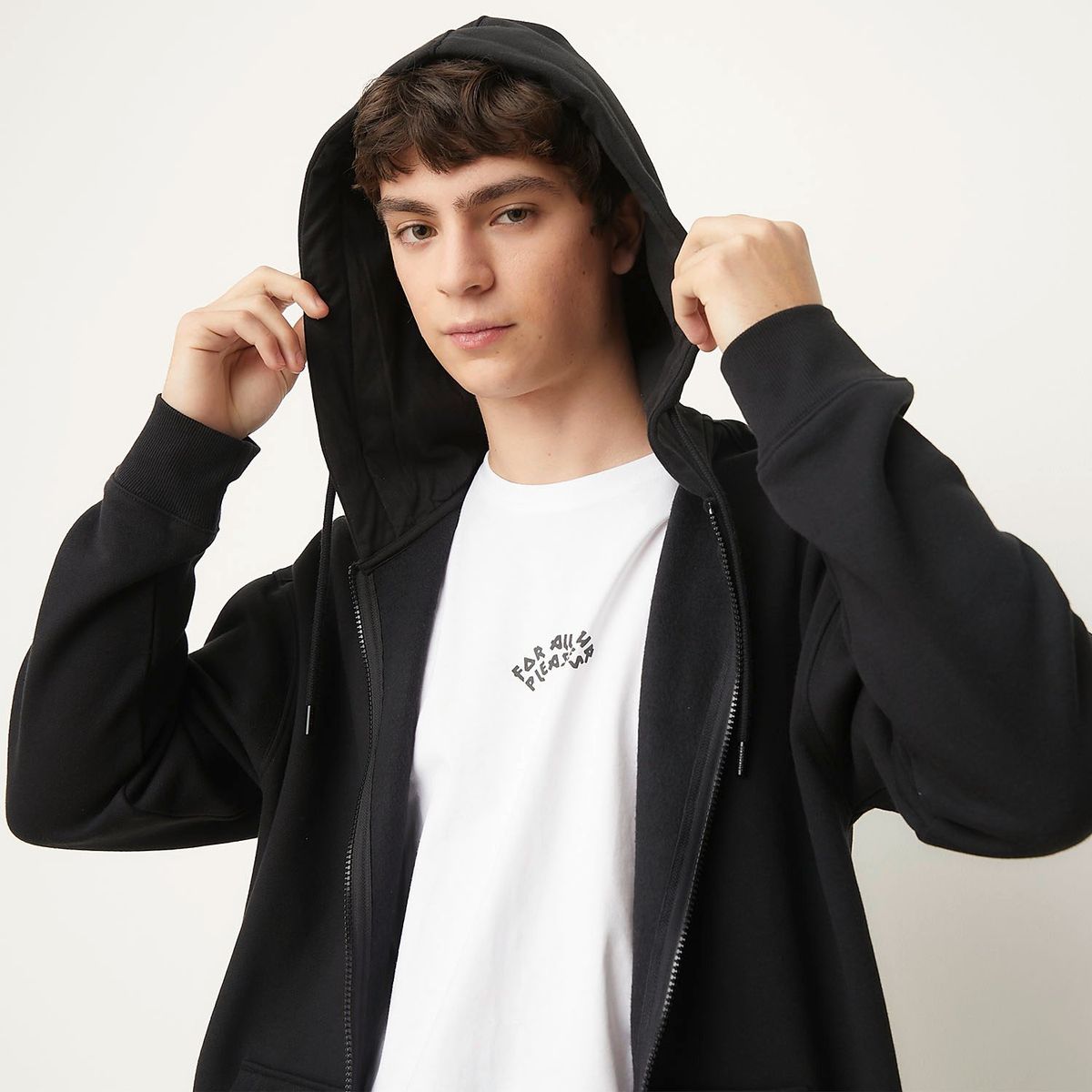 BEARCLIFF - Polera Bearcliff Relaxed Fit Con Gorro Hombre Algodón