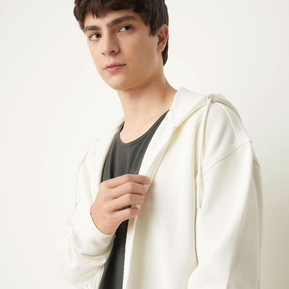 BEARCLIFF - Polera Bearcliff Relaxed Fit Con Gorro Hombre Algodón