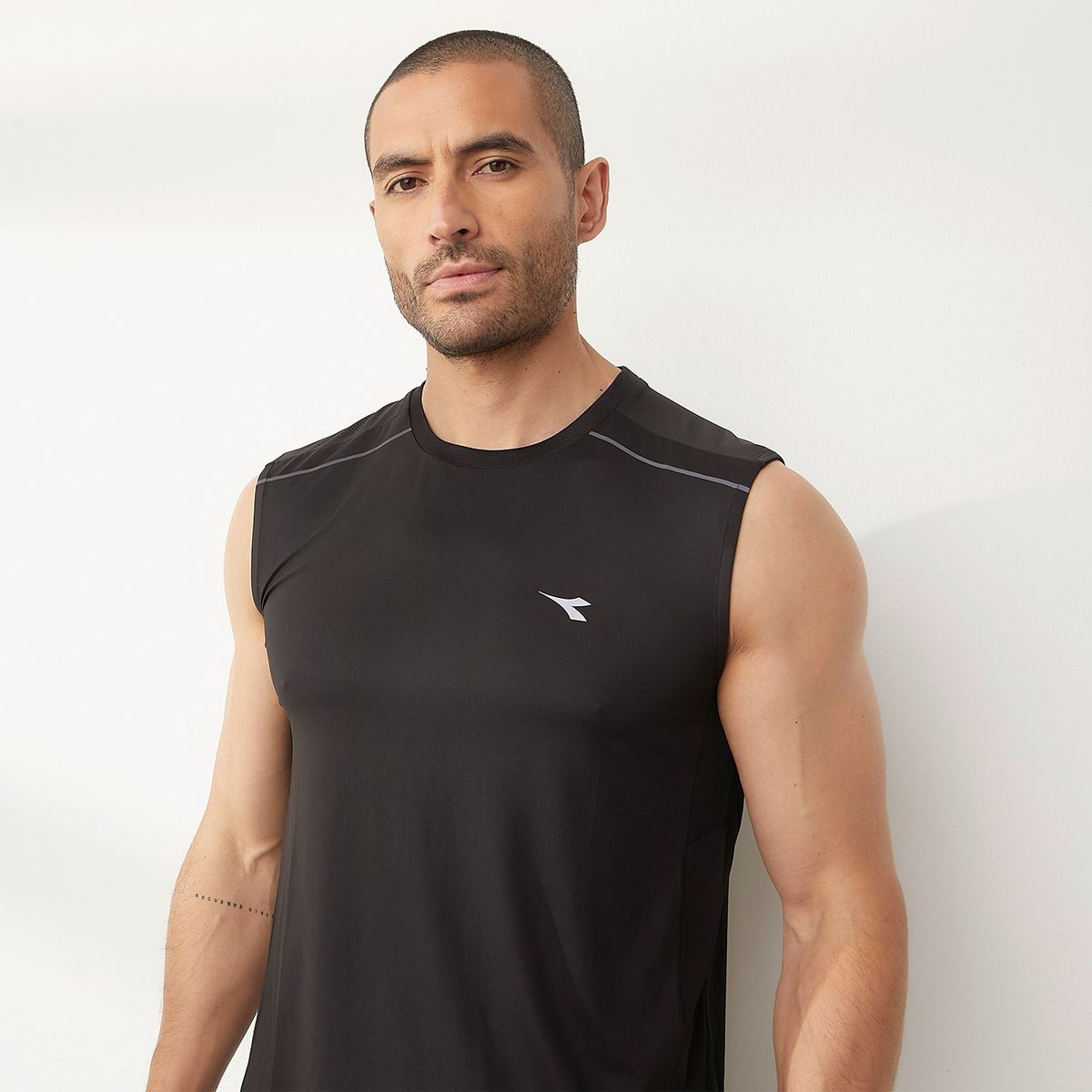 DIADORA - Polo Deportivo Sin Mangas Hombre Diadora