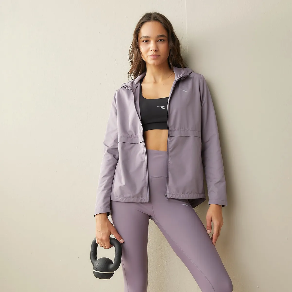 DIADORA - Casaca Cortaviento Deportivo Mujer Diadora