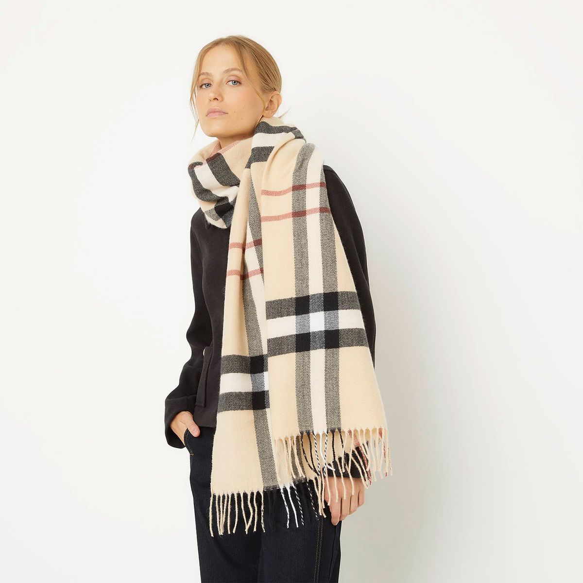 BASEMENT - Bufanda Mujer Basement