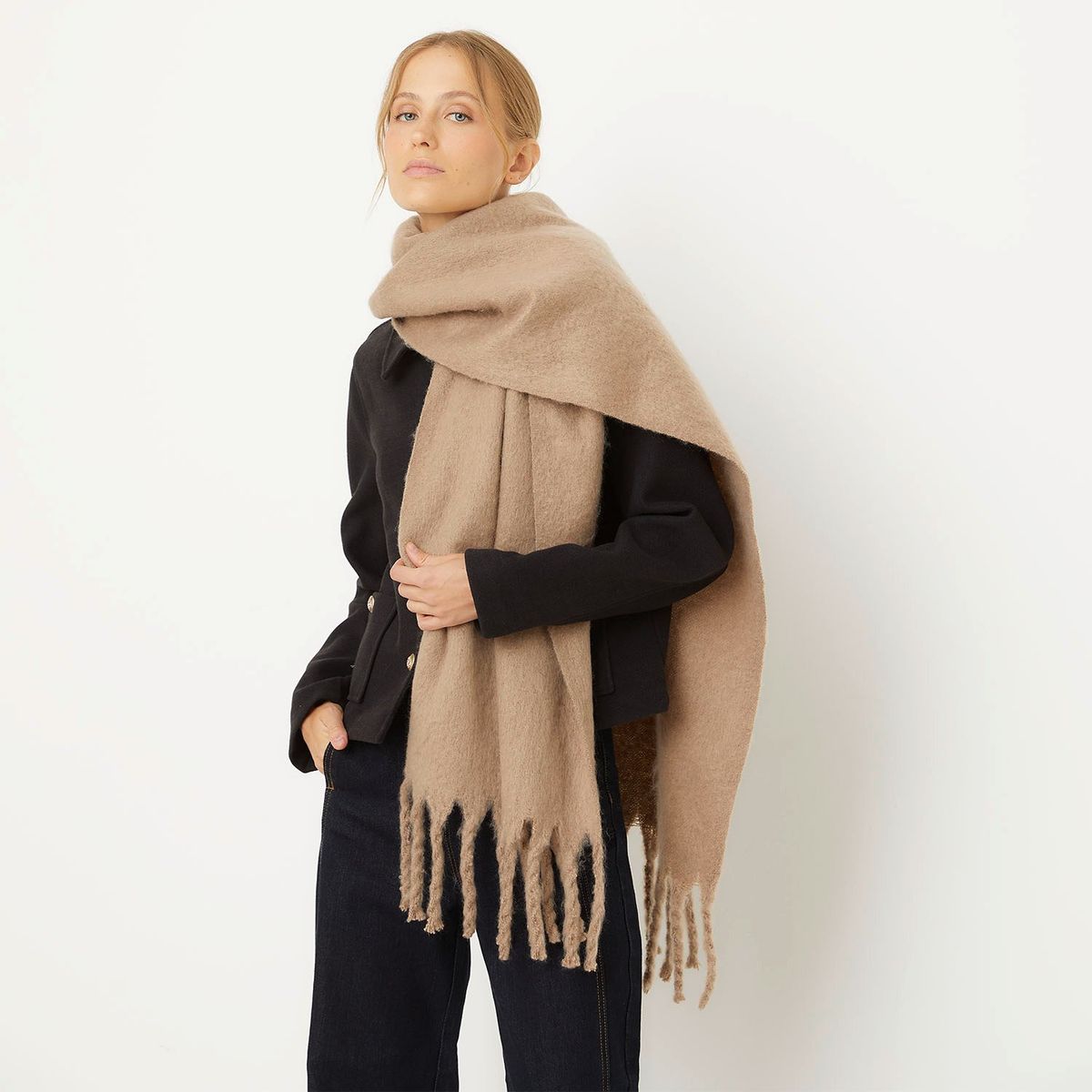 BASEMENT - Bufanda Mujer Basement