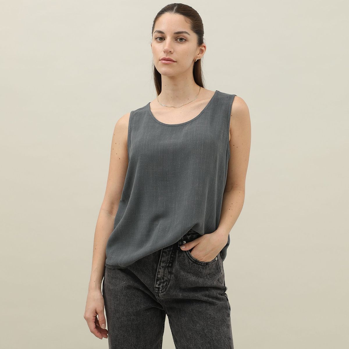 UNIVERSITY CLUB - Blusa Sin Mangas Casual Mujer University Club