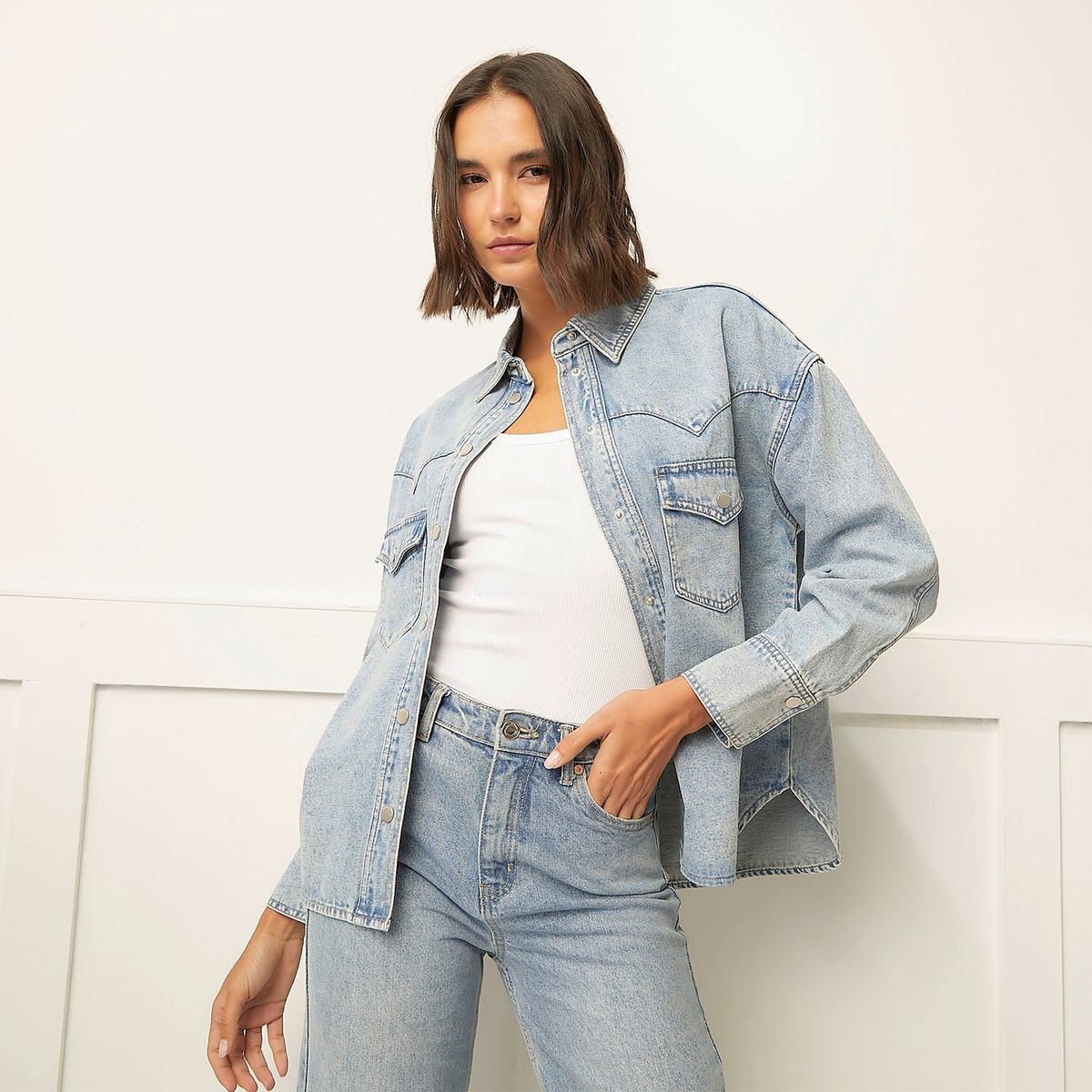 BASEMENT - Blusa Denim Basement Manga Larga Algodón Mujer