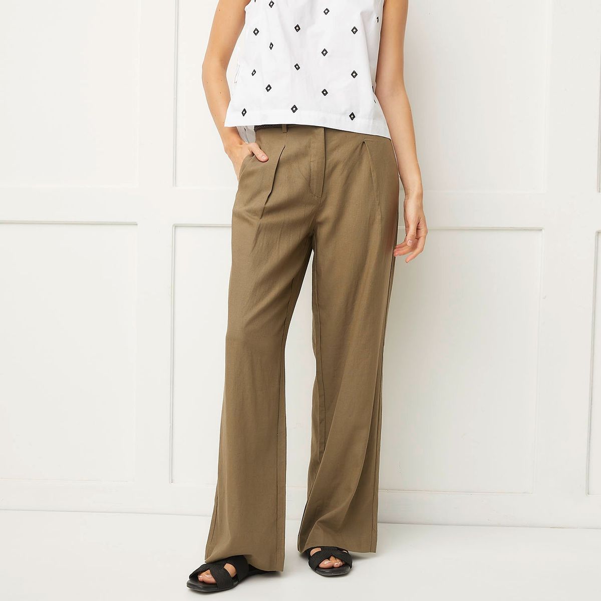 BASEMENT - Pantalón Recto Basement Lino Viscosa Mujer Crudo