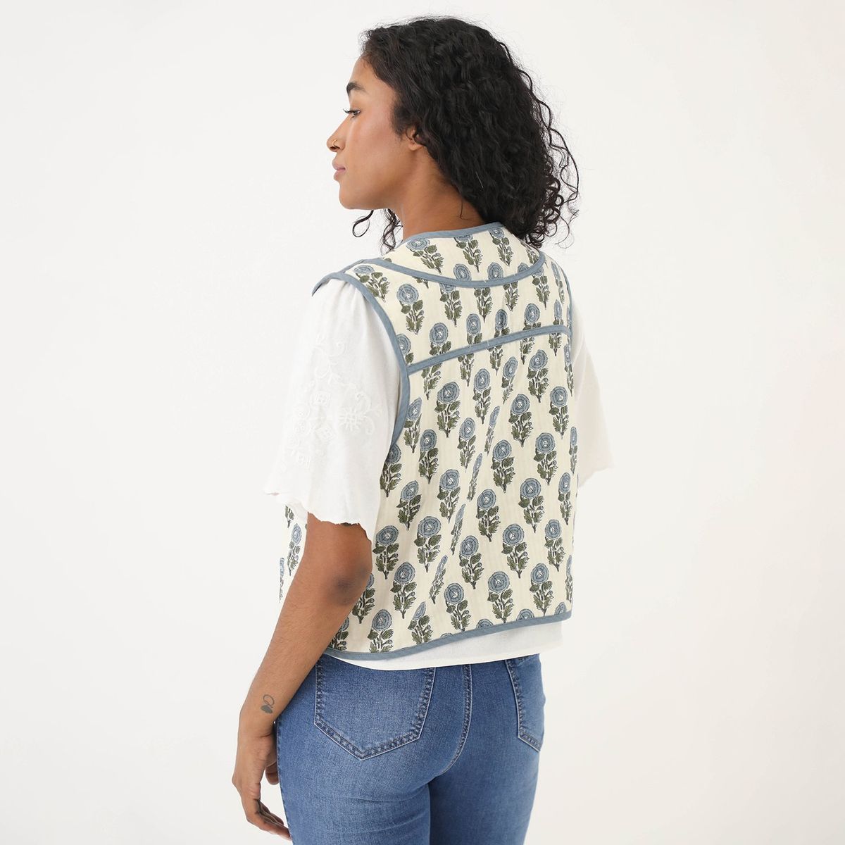 UNIVERSITY CLUB - Casaca University Club Sin Mangas Bordada Floral Mujer Algodón