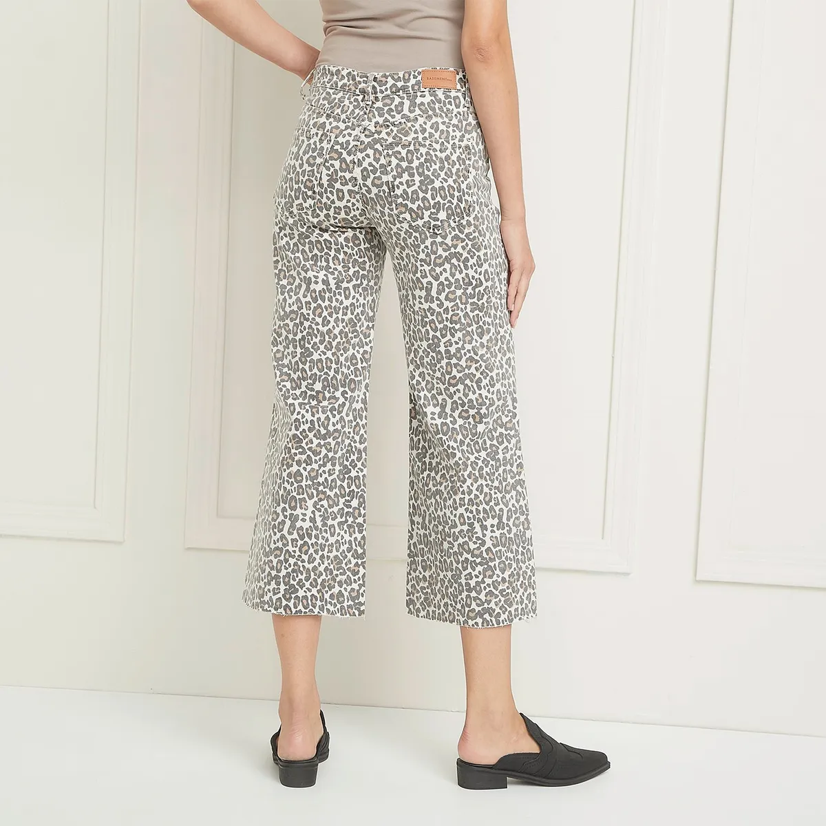 BASEMENT - Jean Culotte Tiro Alto Mujer Basement