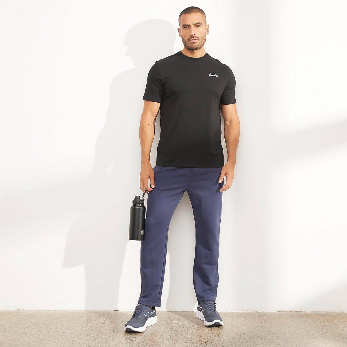 DIADORA - Pantalón de Buzo Regular Algodón Deportivo Diadora