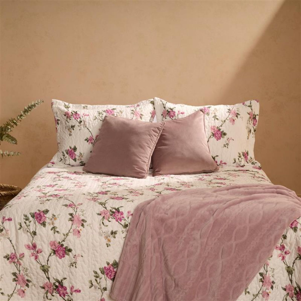 ROBERTA ALLEN - Cubrecama Viña Con Sherpa Roberta Allen