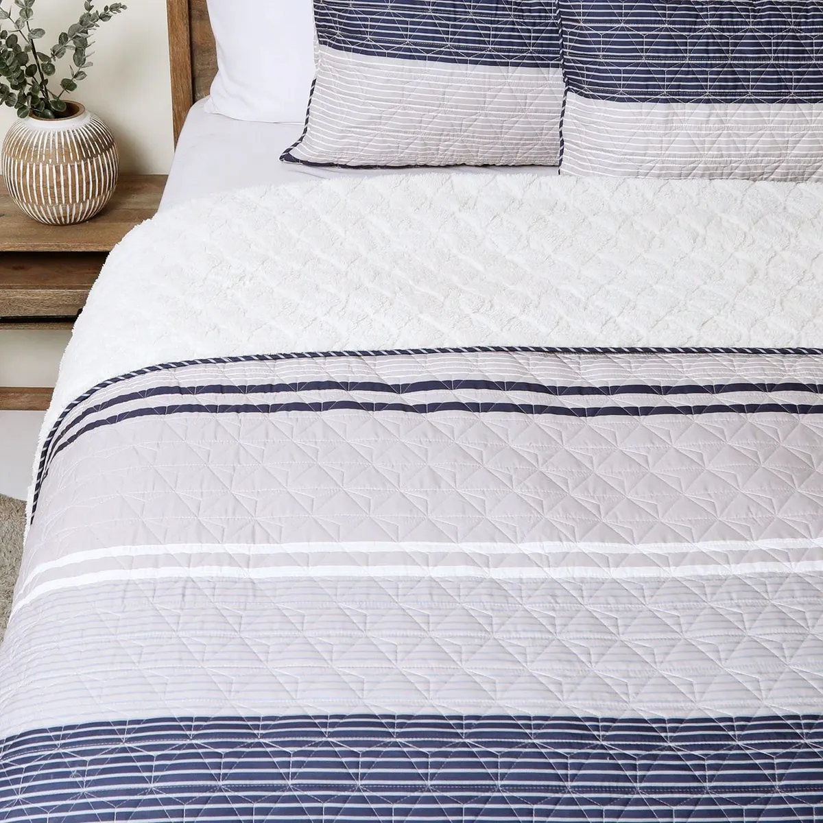 BENETTON - Cubrecama Estampado Freddo Sherpa Benetton