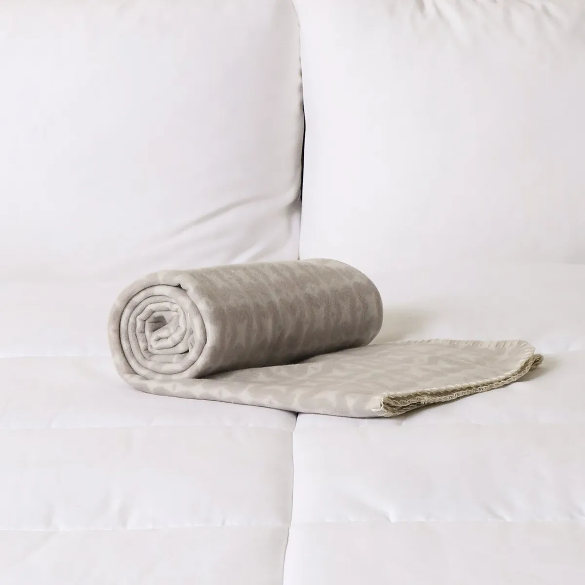 AMBIENTA - Manta Polar Ambienta