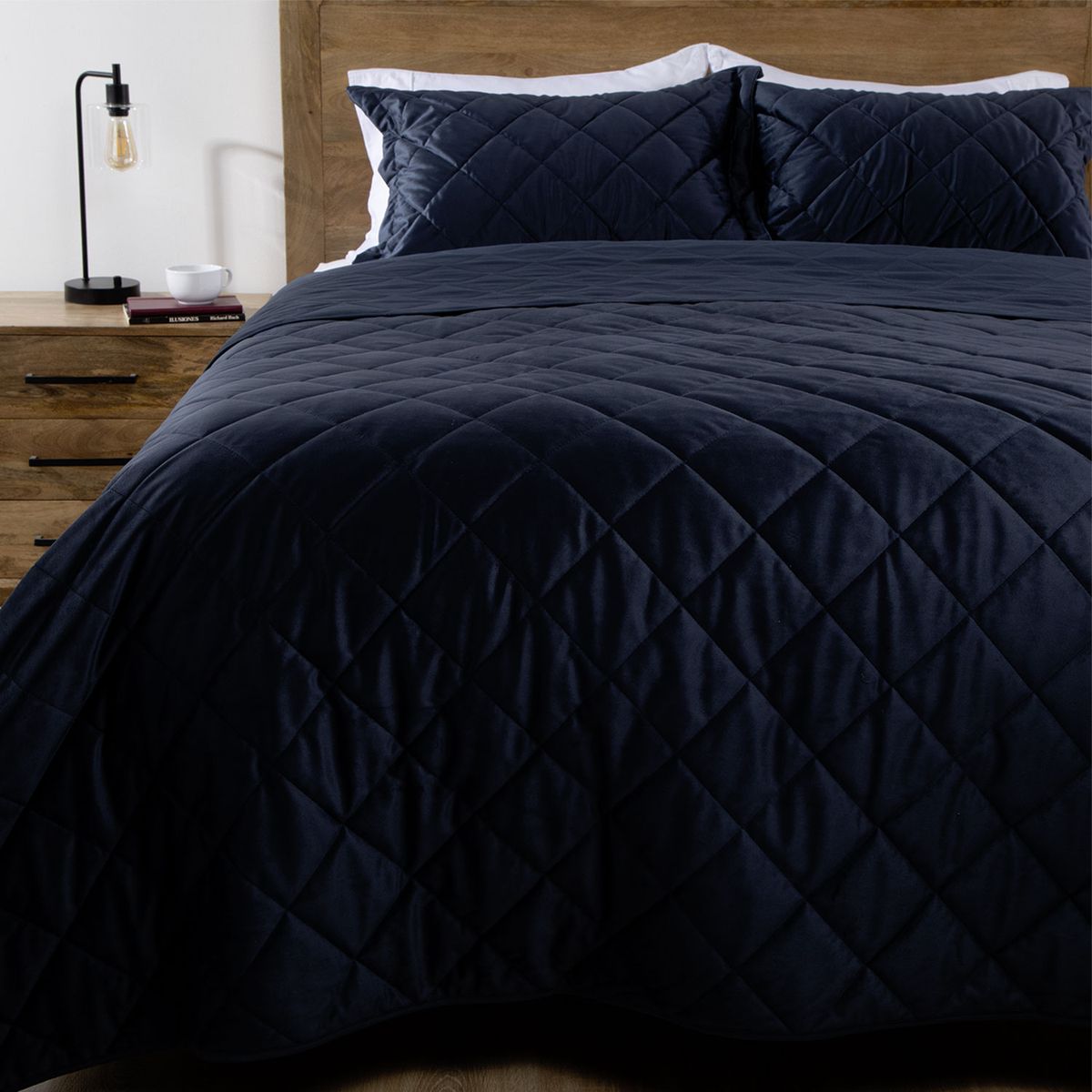 BASEMENT HOME - Cubrecama Thin Velvet Basement Home