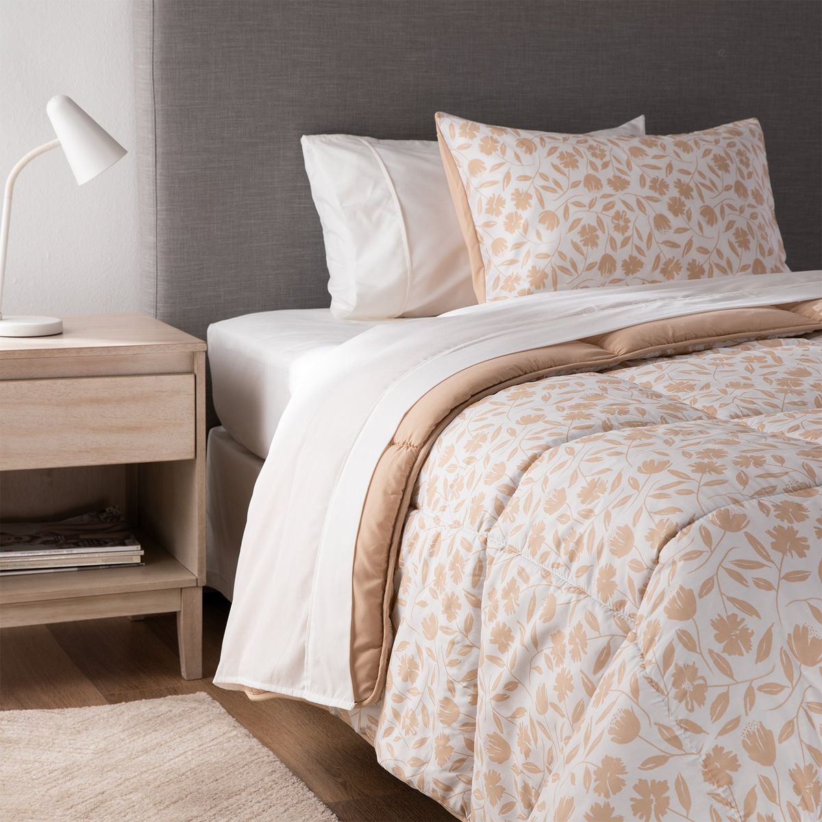 MICA - Juego de Cama: Edredón + Juego de Sábanas + Manta + Cojín Mica