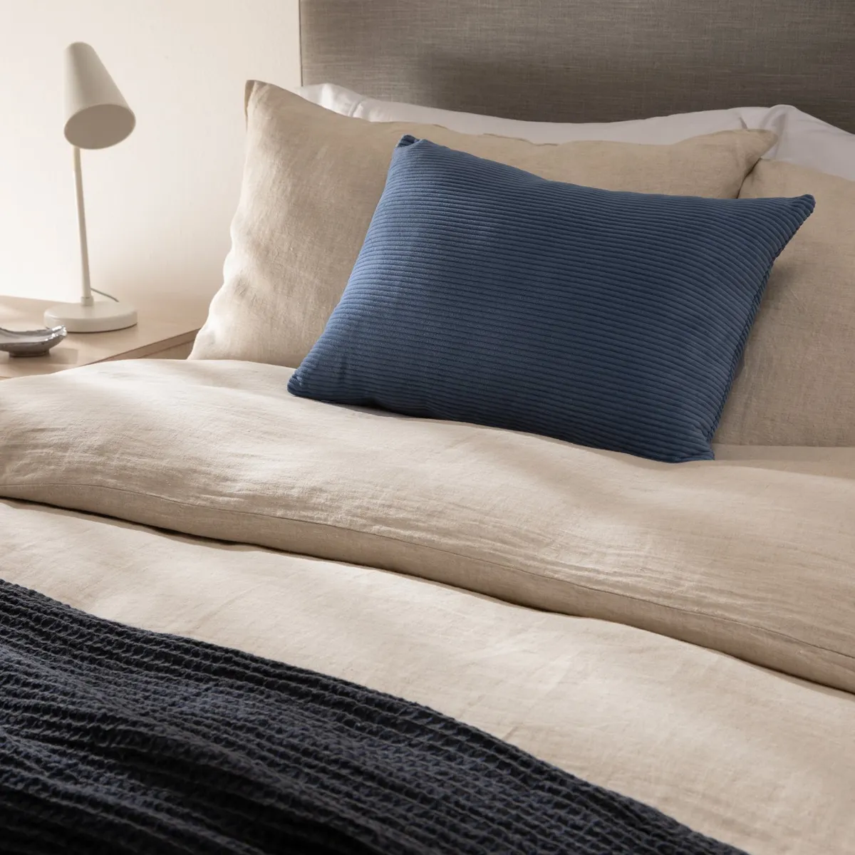 MICA - Cojín Corduroy 35x50cm Mica