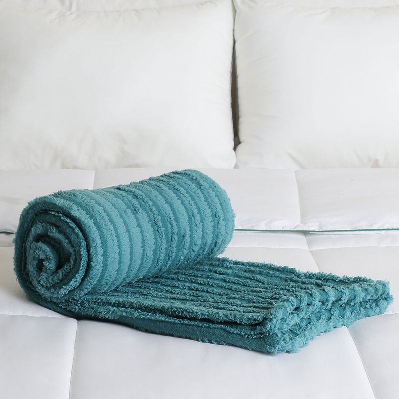 MICA - Manta Rib Mica