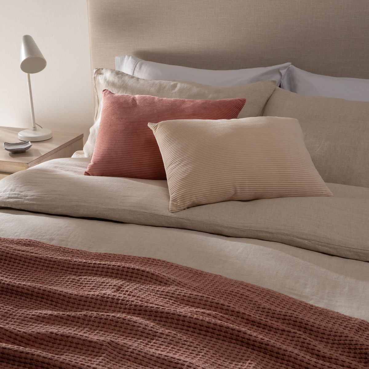 MICA - Cojín Corduroy 35x50cm Mica