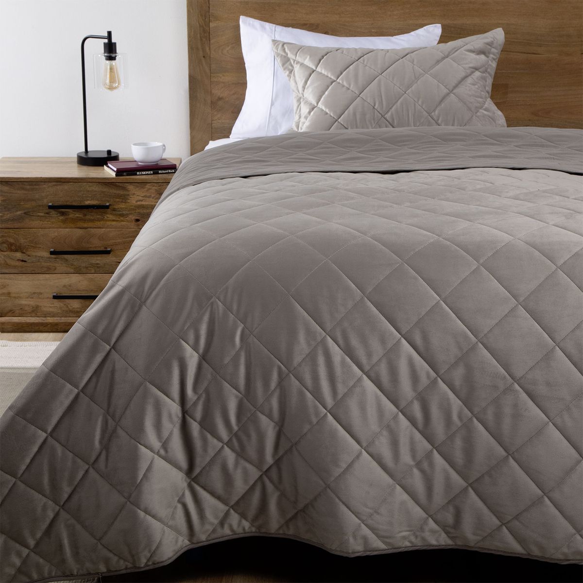 BASEMENT HOME - Cubrecama Thin Velvet Basement Home