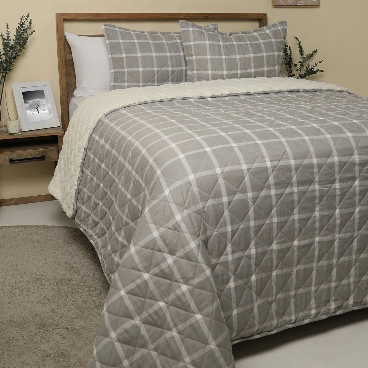 BASEMENT HOME - Cubrecama Cuadros Sherpa Basement Home